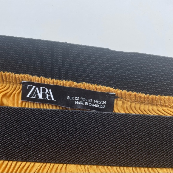 ZARA WIDE LEG CROP PANTS IN MUSTARD YELLOW - Picture 6 of 7